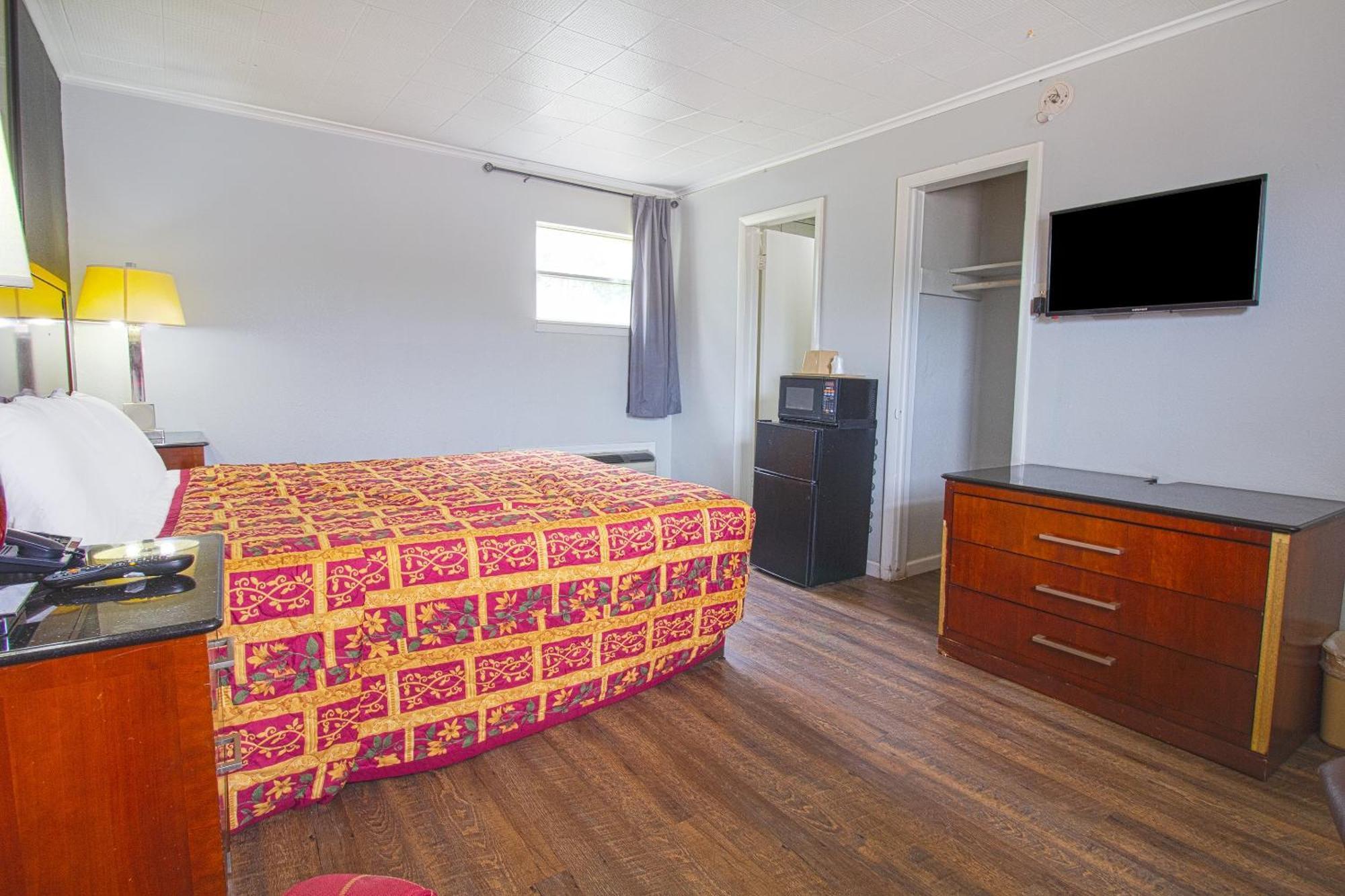 Oyo Hotel Mcalester Ok S Main St Экстерьер фото