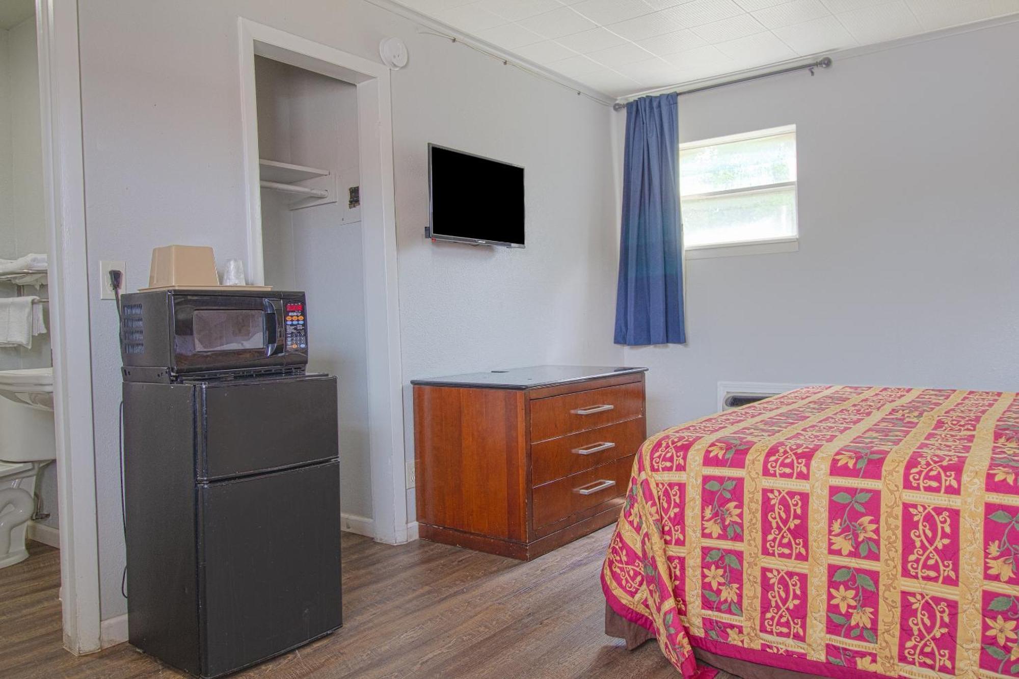 Oyo Hotel Mcalester Ok S Main St Экстерьер фото